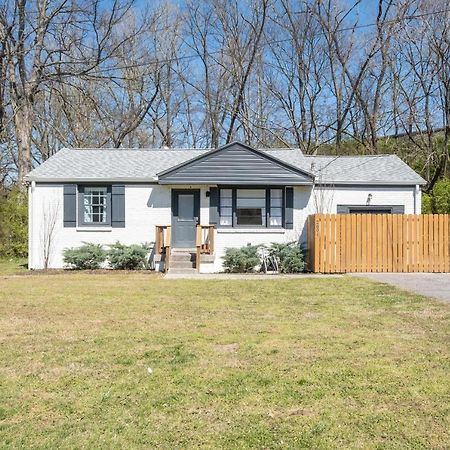 The Titan - Pet-Friendly Bungalow Nashville Exteriör bild